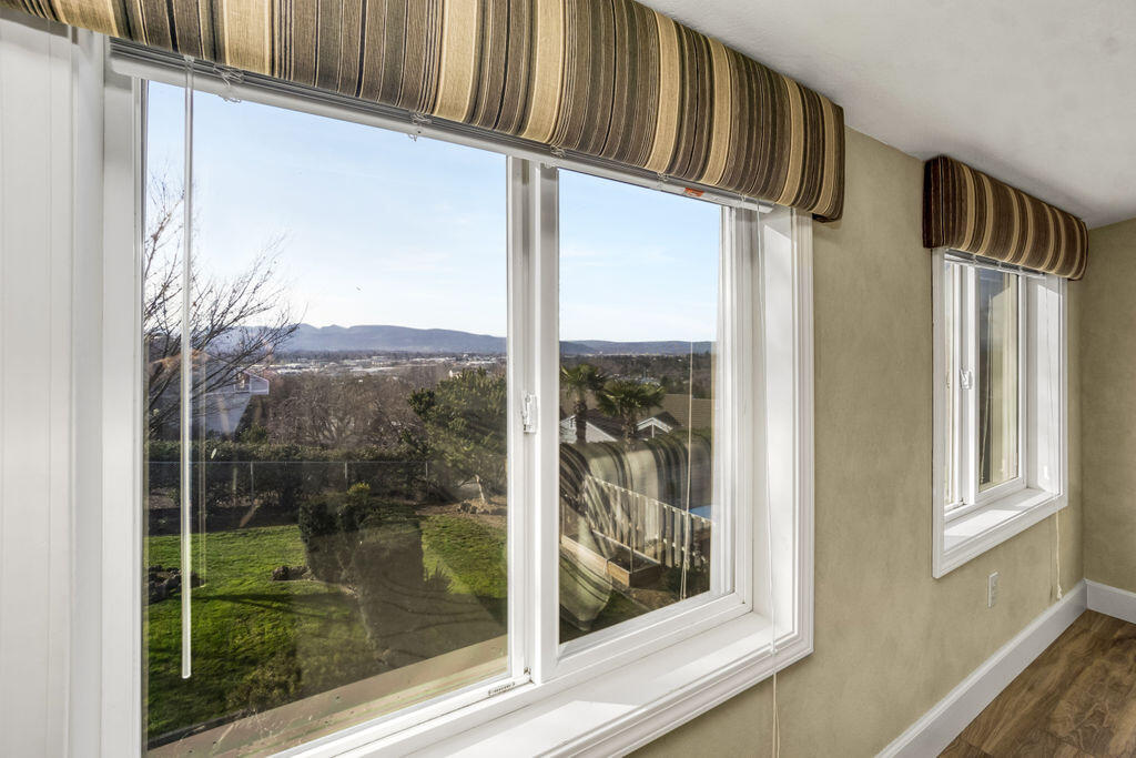 Castle Ridge Estates - Residential