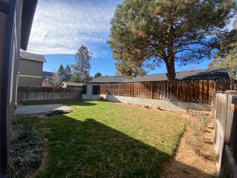 Tiny photo for 61725 SE Daly Estates Drive, Bend, OR 97702 (MLS # 220214867)