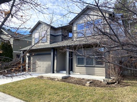 Tiny photo for 61725 SE Daly Estates Drive, Bend, OR 97702 (MLS # 220214867)