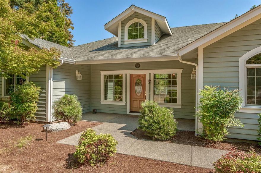 Roam, Ramble and Relax on this country casual property. Featuring a 3 bedroom, 2 bath home with 2105 sf; built in 2002. A split bedroom floor plan, ceiling fans, an abundance of storage. Great room with vaulted ceiling, propane fireplace and large pictures windows to let in all the natural light. Spacious kitchen with snack bar, oak cabinets, tile counters, formal dining and breakfast nook with single French door to the patio. Master suite with walk-in closet, large tile shower and dual sinks. Attached two car garage, RV parking and detached 30x40 shop. A level 1.14 of an acre is convenient to town and shopping.