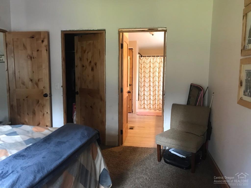 Deschutes River Acre - Residential