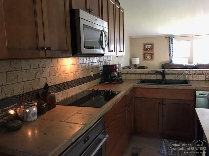 Deschutes River Acre - Residential