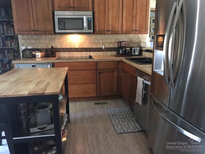 Deschutes River Acre - Residential