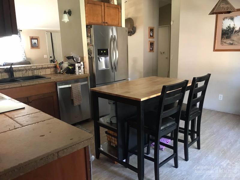 Deschutes River Acre - Residential