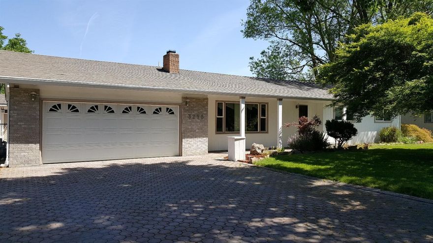 Location! Location! Location! Great First Time home or investment property. This home boasts 3 bedrooms, 2 full bathrooms, Fireplace, Very nice Tiled kitchen w/ new Range/Oven, Long covered Patio, 2 car garage w/ new garage door opener, 24x20 Shop and 20x6 Shed, and an in ground Pool all on over half an acre. Gorgeous Park like back yard with views of mountains and farm land. Wheelchair accessible, has 2 wells, with one for the house and one for irrigation. Oh yes, did I mention this home also has a separate RV parking area 35x25. This just mentions a few things. Several other homes around this home have sold quickly and this one wont disappoint. Come see this home before its SOLD!