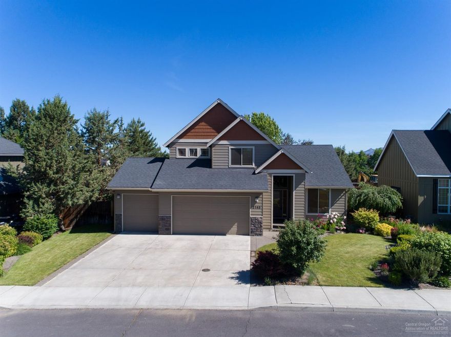 Beautiful 2 story home in the Sterling Pointe community. Great NW area of Redmond. 3 bedrooms plus a den/ office and 2.5 bathrooms. Very spacious kitchen and dining. Nicely landscaped front and back yard. Fenced and with Sprinkler system and a comfortable back patio. Even room for the RV!!!