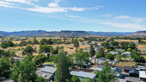 Tiny photo for 6181 Thistle Lane, Central Point, OR 97502 (MLS # 220224369)