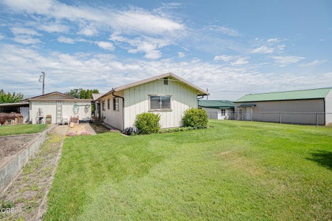 Tiny photo for 6181 Thistle Lane, Central Point, OR 97502 (MLS # 220224369)