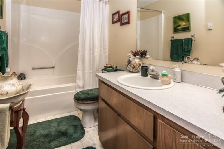 Deschutes RiverWoods - Residential