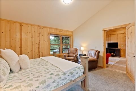 Tiny photo for 19434 River Woods Drive, Bend, OR 97702 (MLS # 220210251)