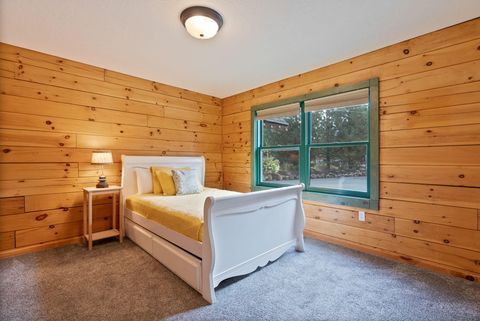 Tiny photo for 19434 River Woods Drive, Bend, OR 97702 (MLS # 220210251)