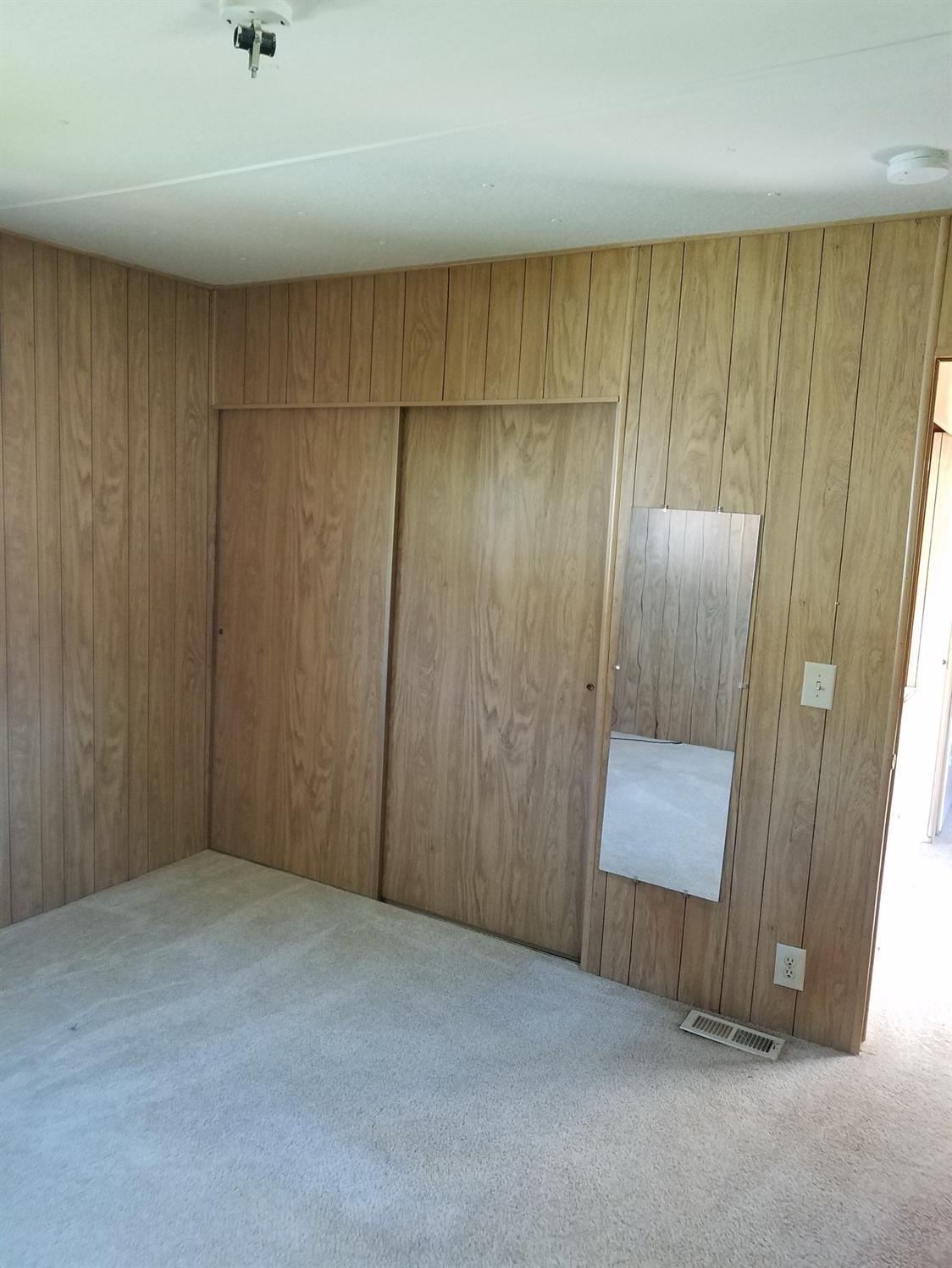 Country View Mobile Home Park - Residential