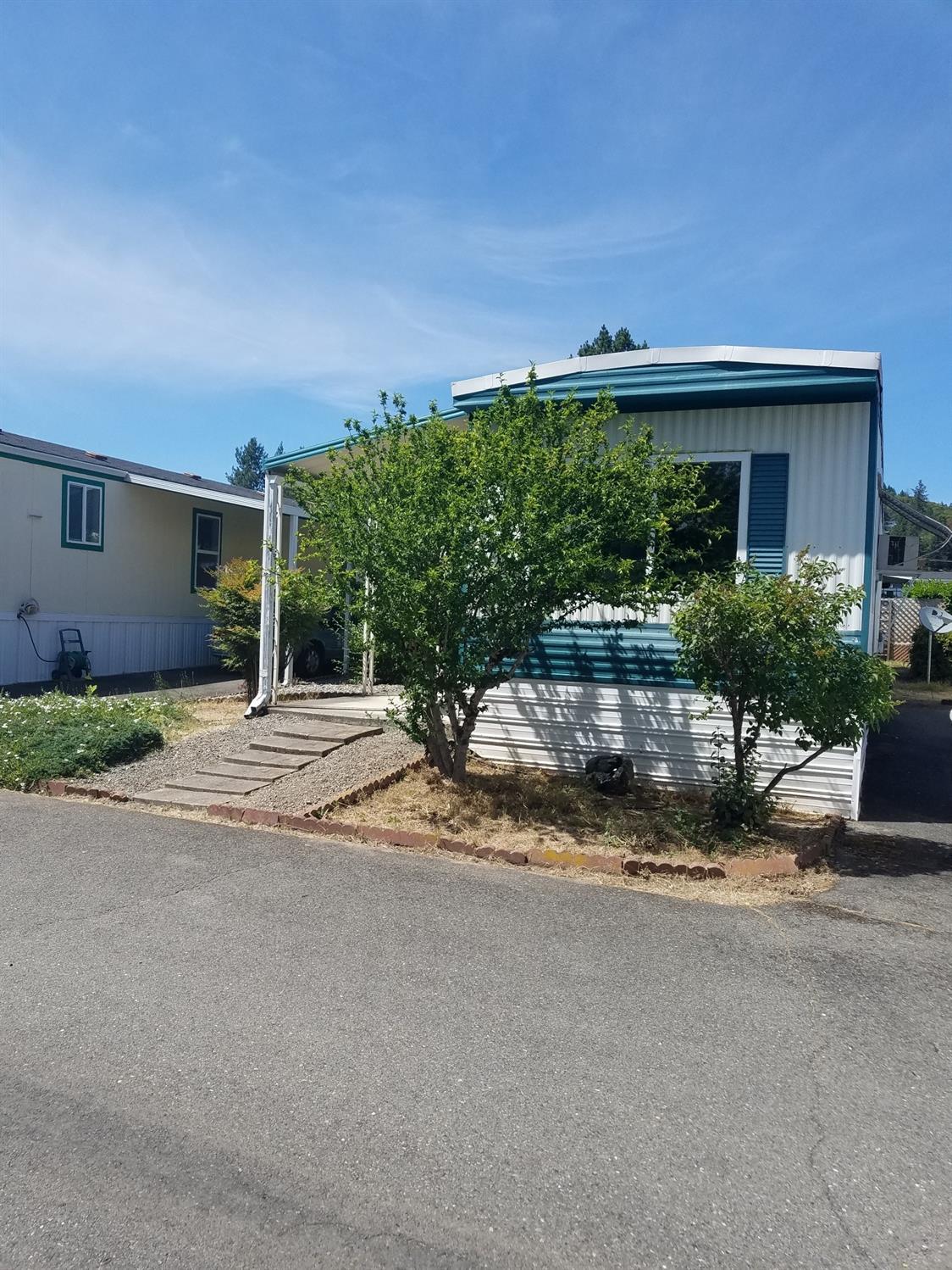 Country View Mobile Home Park - Residential