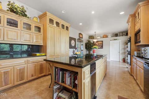 Tiny photo for 764 Jess Way, Grants Pass, OR 97526 (MLS # 220223201)