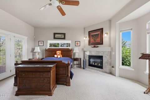 Tiny photo for 764 Jess Way, Grants Pass, OR 97526 (MLS # 220223201)