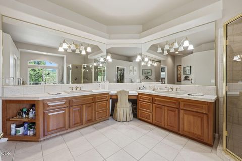 Tiny photo for 764 Jess Way, Grants Pass, OR 97526 (MLS # 220223201)