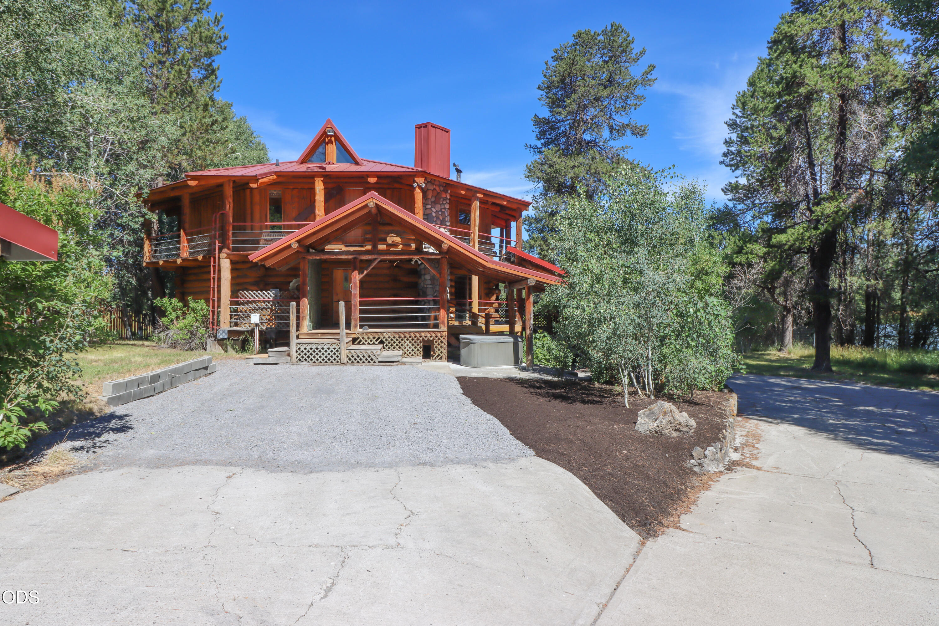 54685 Silver Fox Drive
