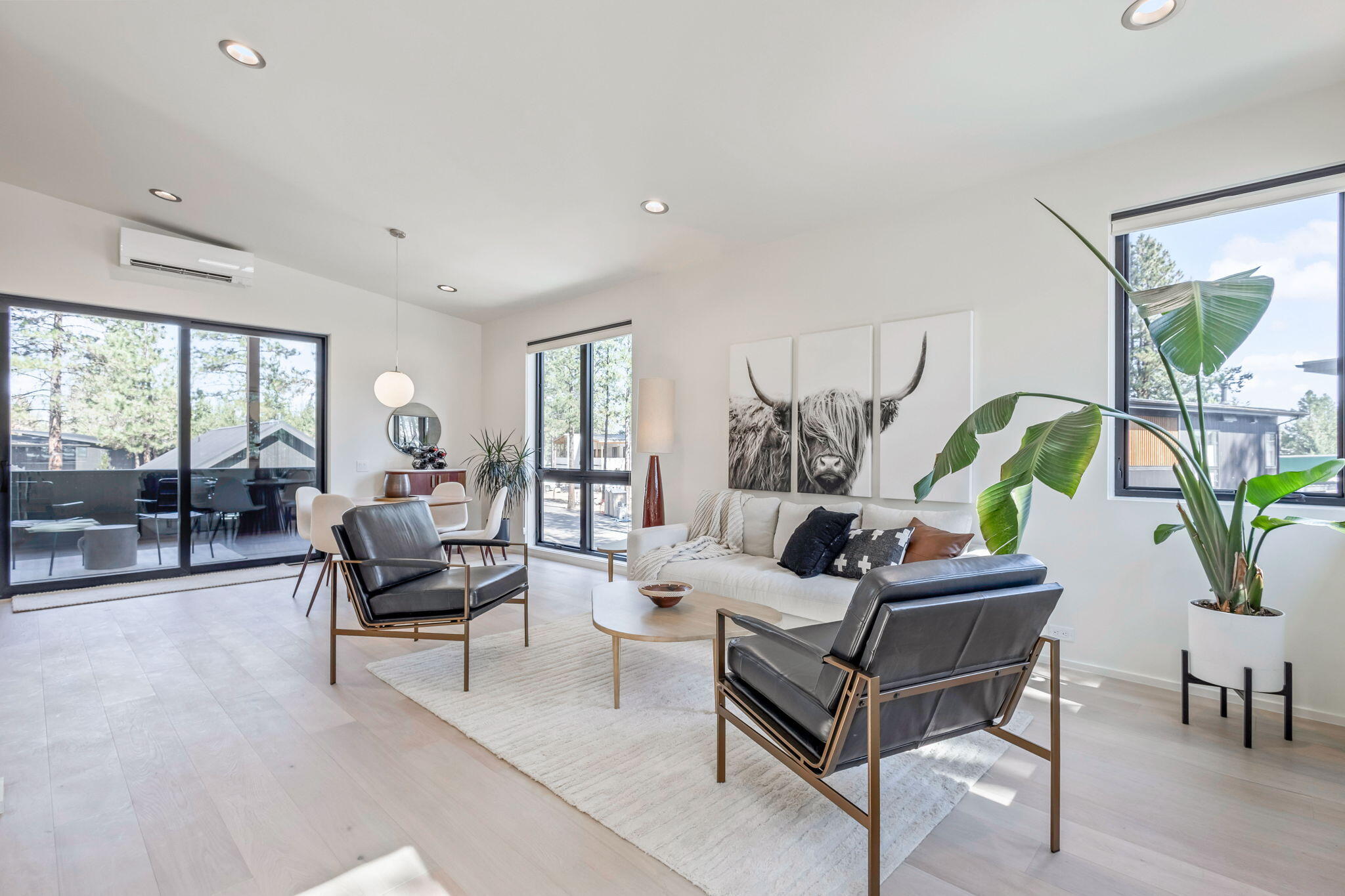 Sisters Woodlands - Residential