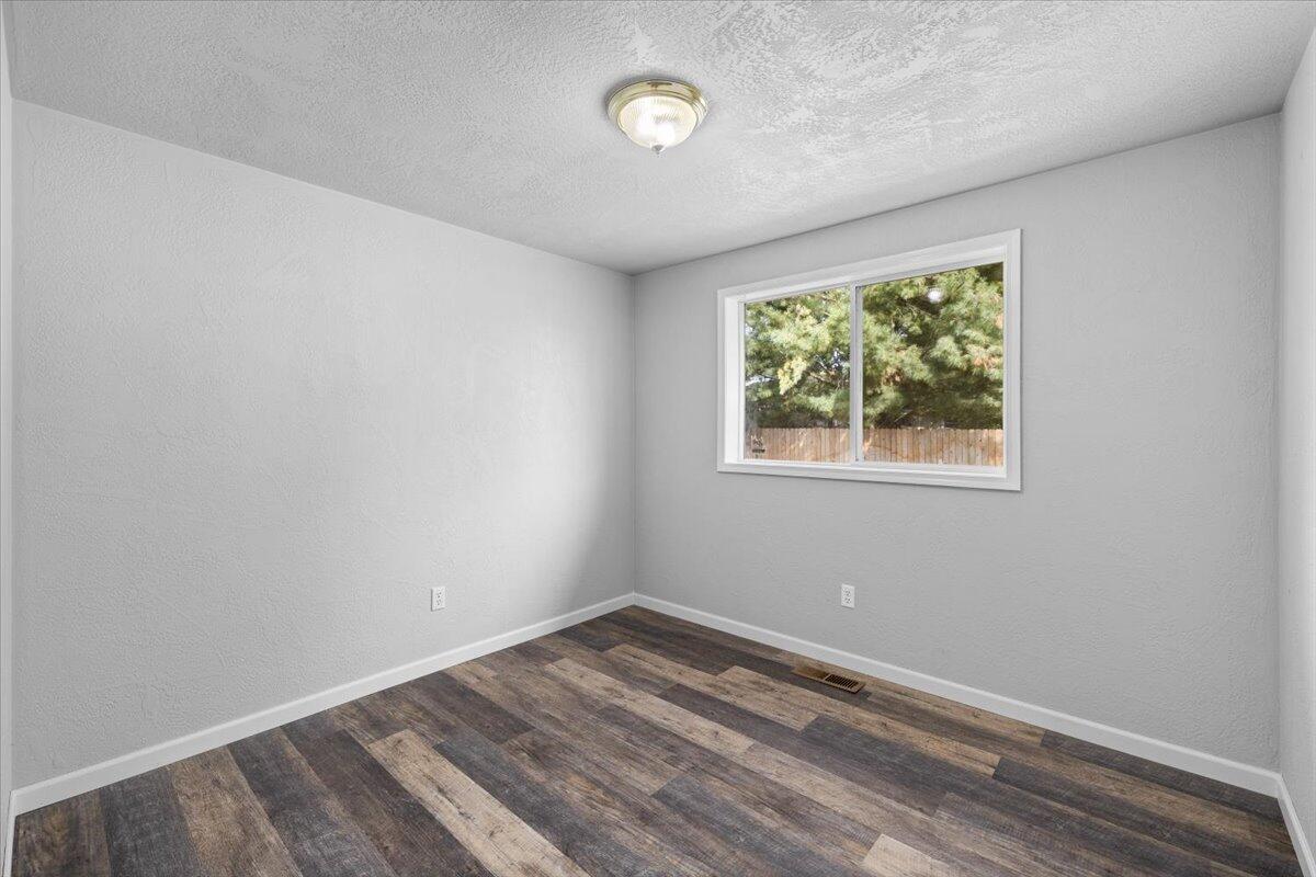 Valley Point - Residential