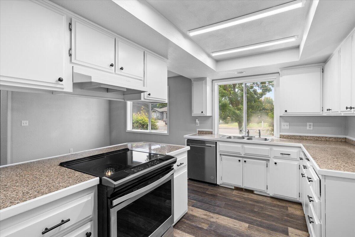 Valley Point - Residential