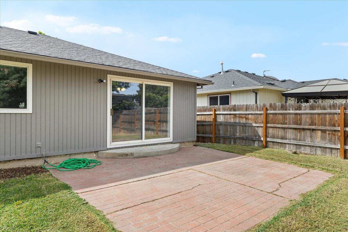 Valley Point - Residential