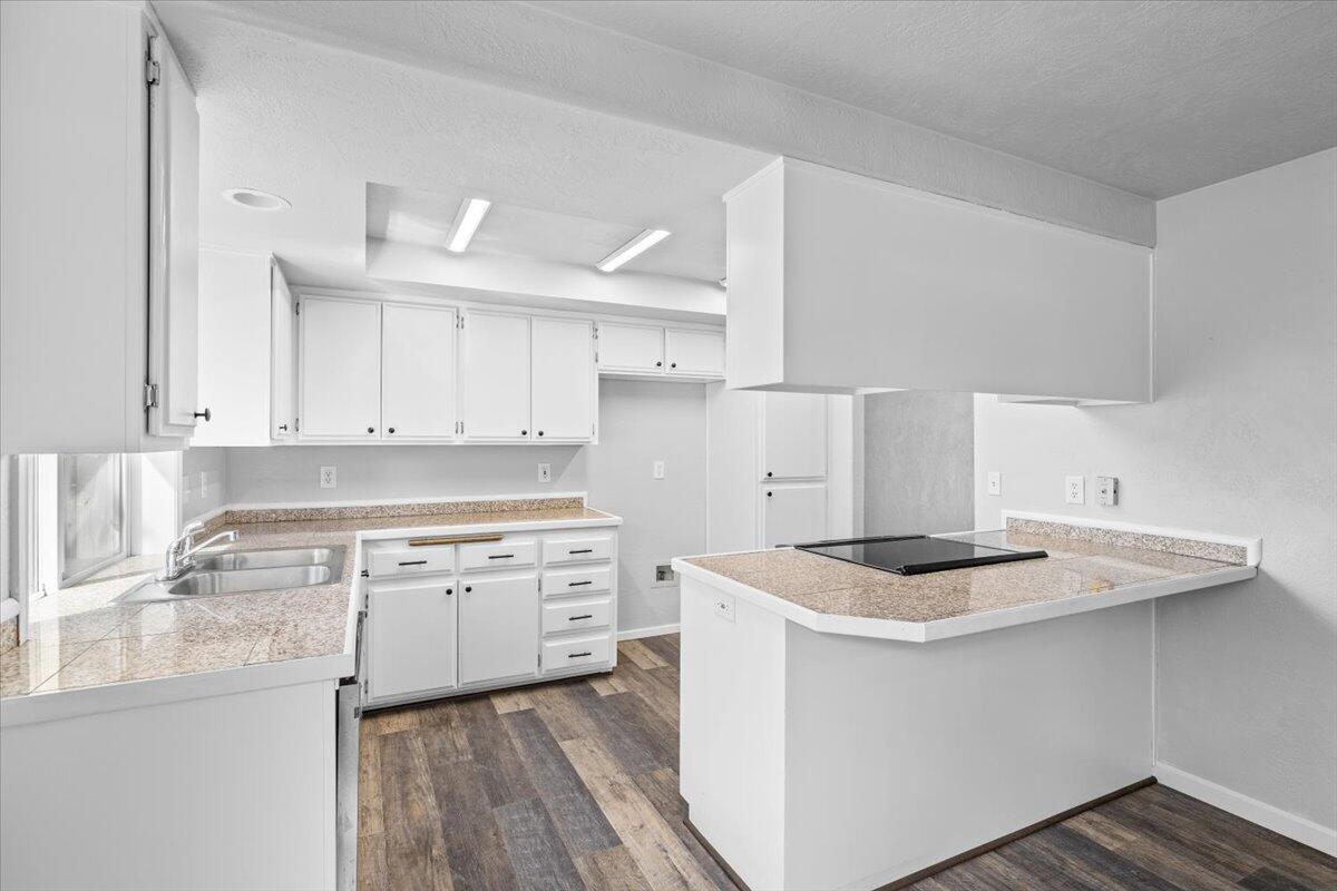 Valley Point - Residential