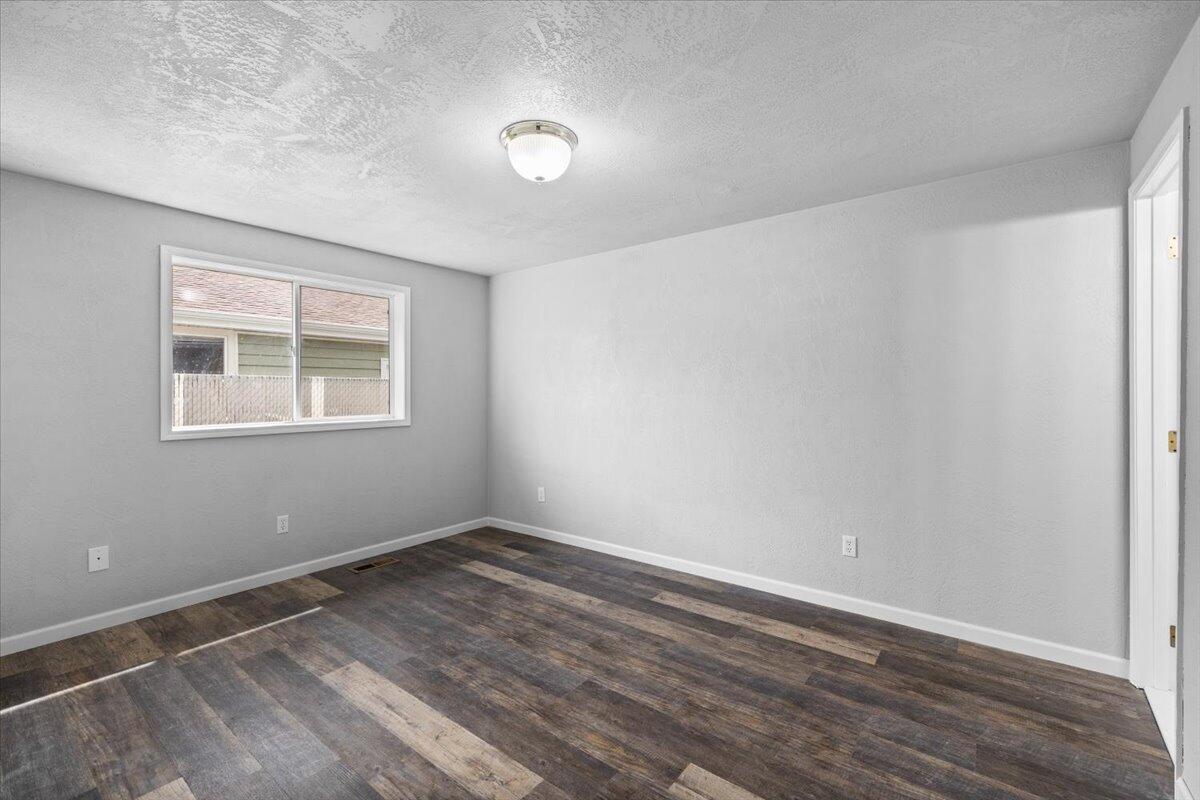 Valley Point - Residential