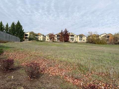 Tiny photo for 3583 Arrowhead Drive, Medford, OR 97504 (MLS # 220212382)