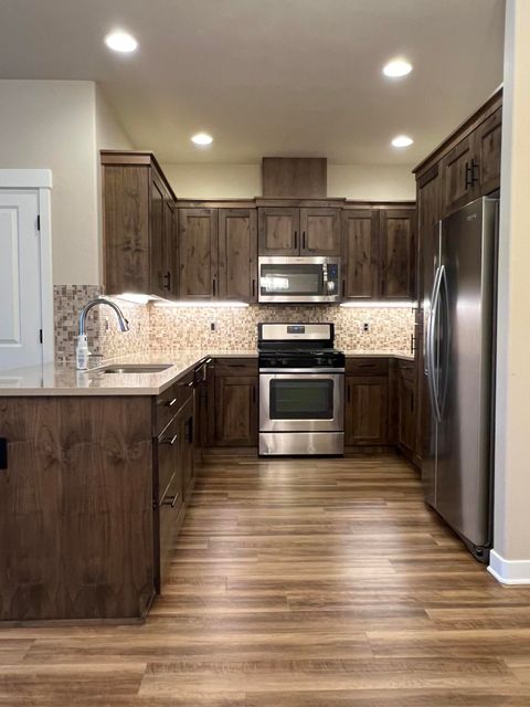 Tiny photo for 20735 Boulderfield Avenue, Bend, OR 97701 (MLS # 220212132)