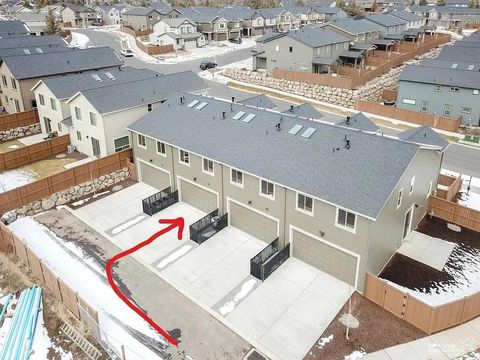 Tiny photo for 20735 Boulderfield Avenue, Bend, OR 97701 (MLS # 220212132)