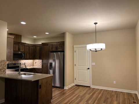 Tiny photo for 20735 Boulderfield Avenue, Bend, OR 97701 (MLS # 220212132)