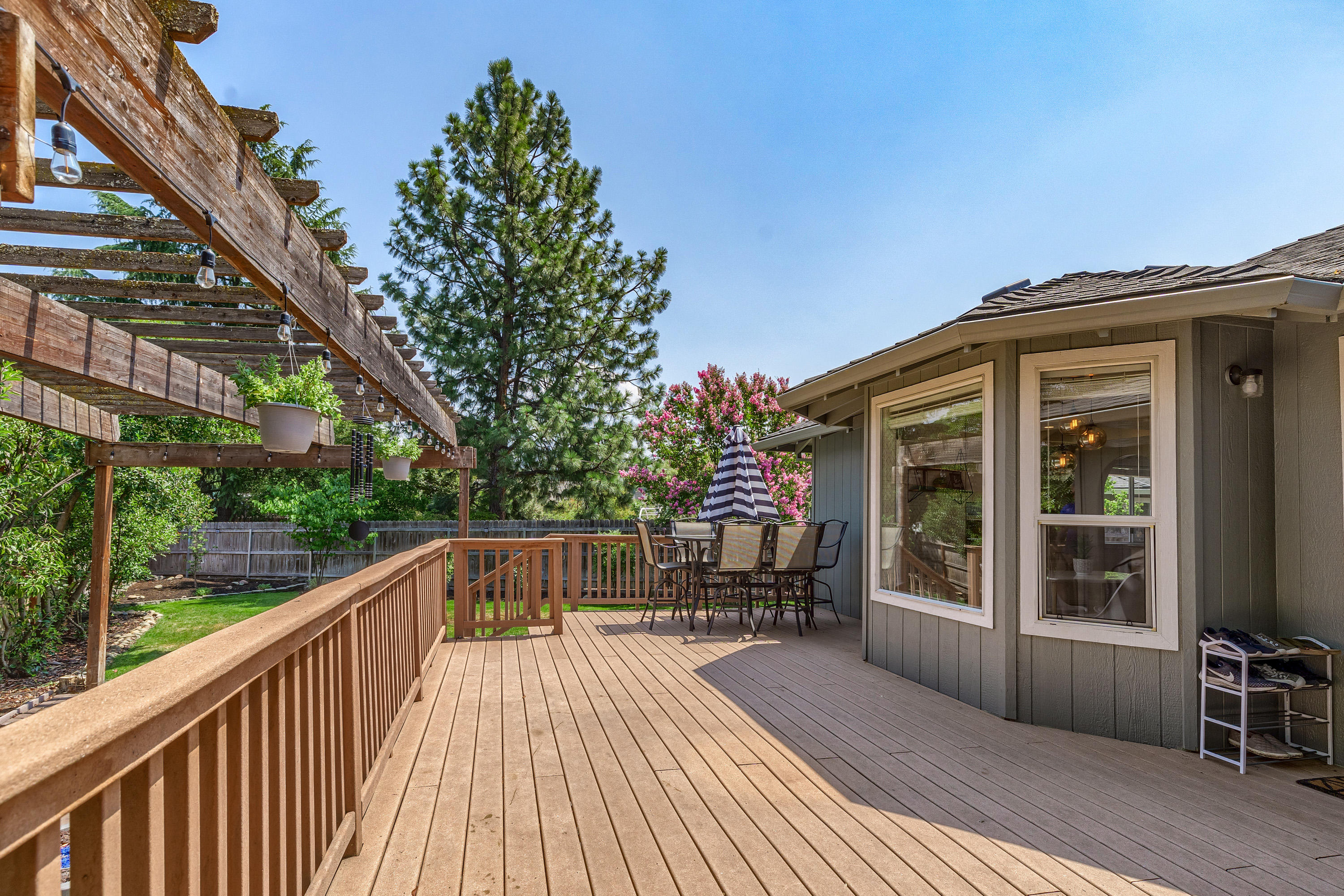 Pine Crest Court Subdivision - Residential