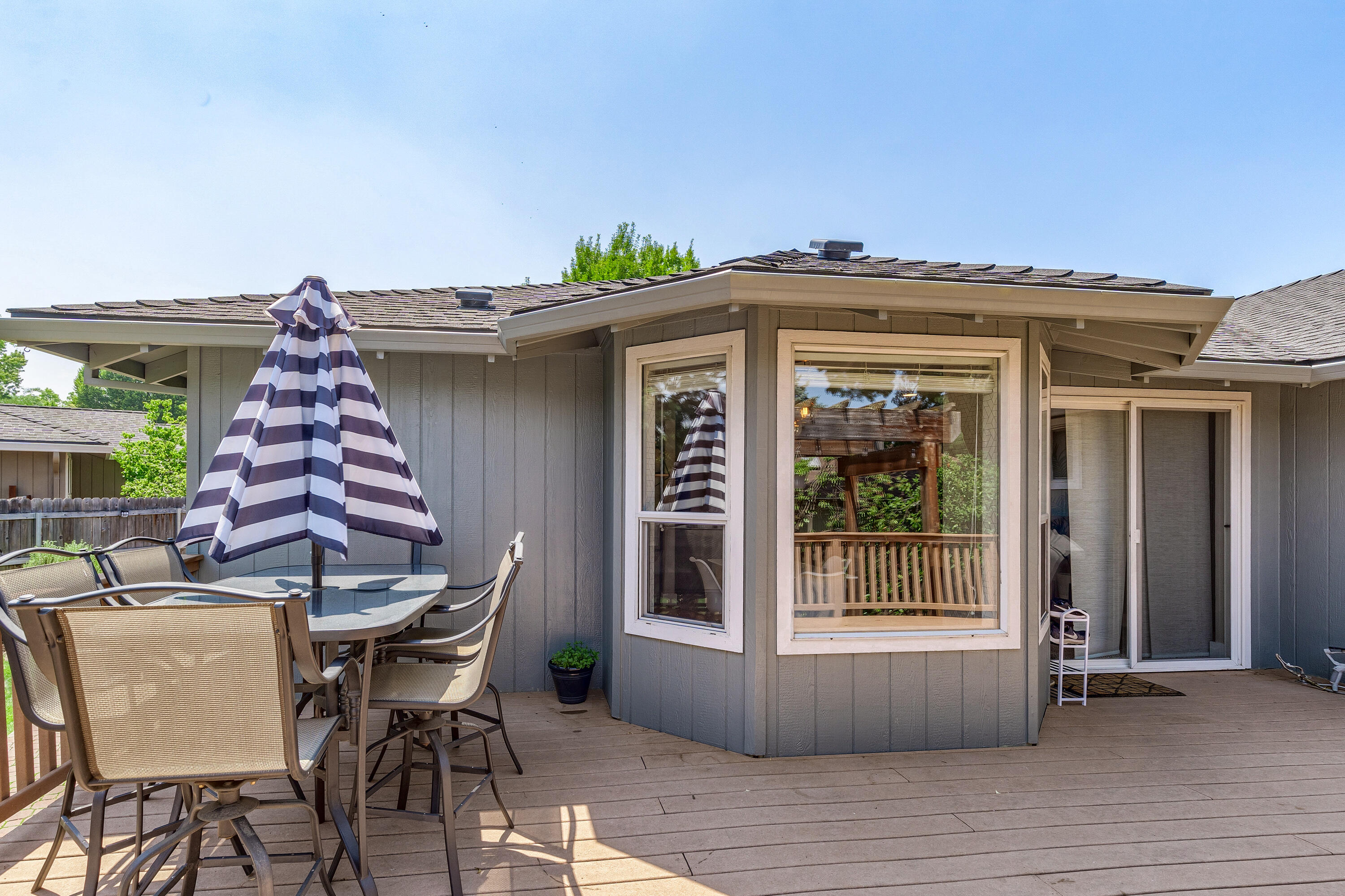 Pine Crest Court Subdivision - Residential