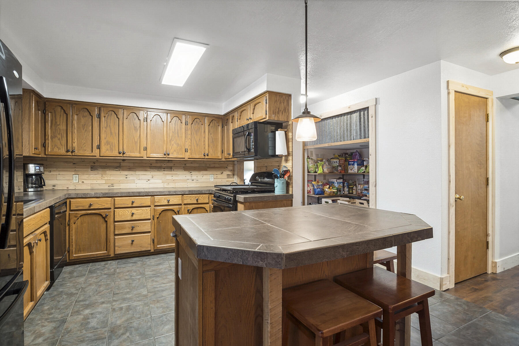 Paulina View Est - Residential