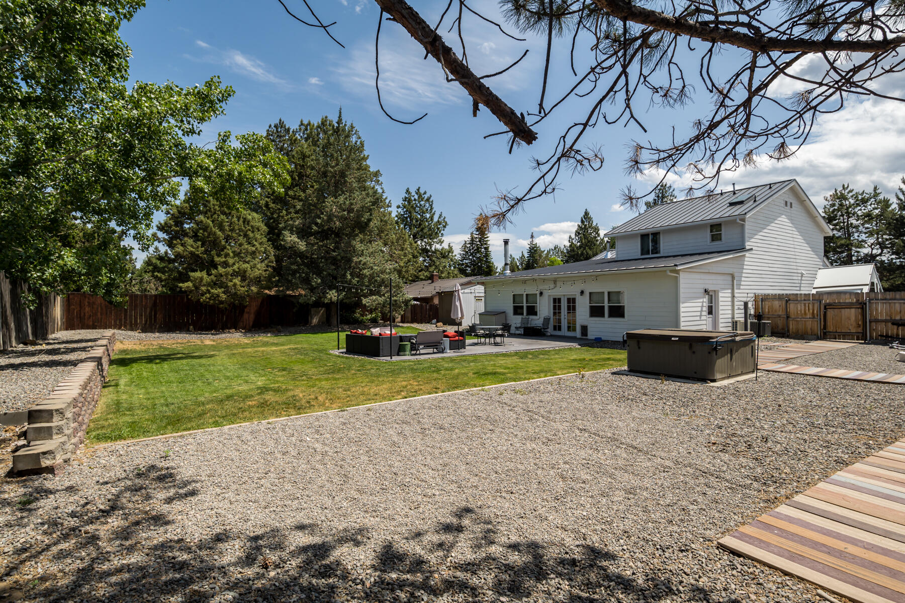 Paulina View Est - Residential