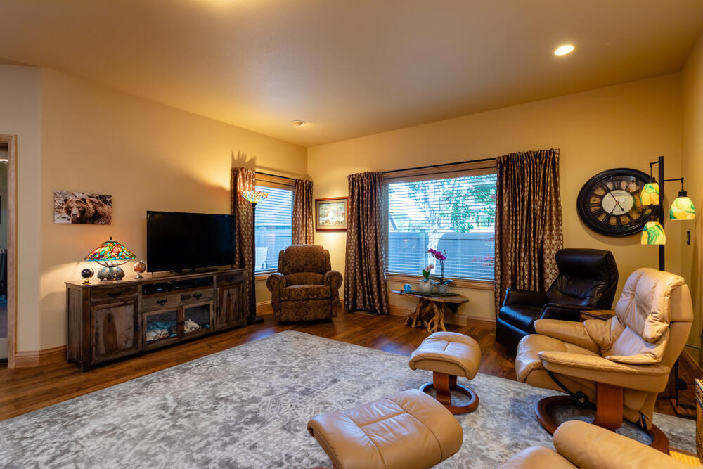 Quail Point Estates - Residential