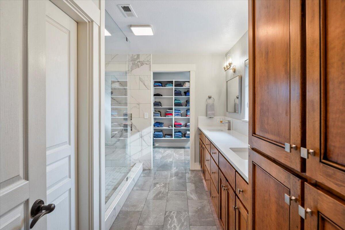 Mountain Pine - Residential