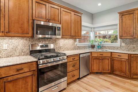 Tiny photo for 60923 Grand Targhee Drive, Bend, OR 97702 (MLS # 220211648)