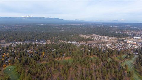 Tiny photo for 60923 Grand Targhee Drive, Bend, OR 97702 (MLS # 220211648)