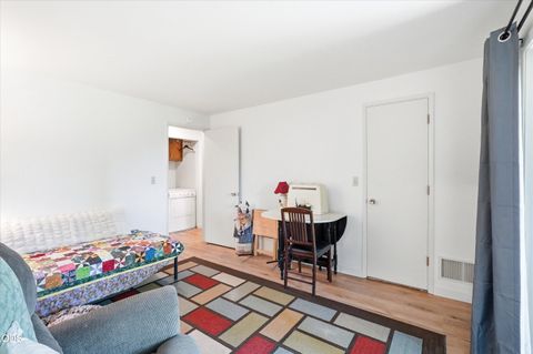 Tiny photo for 209 Florence Avenue, Medford, OR 97504 (MLS # 220223972)