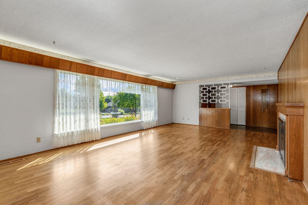 Rogue Valley Estates Subdivision - Residential