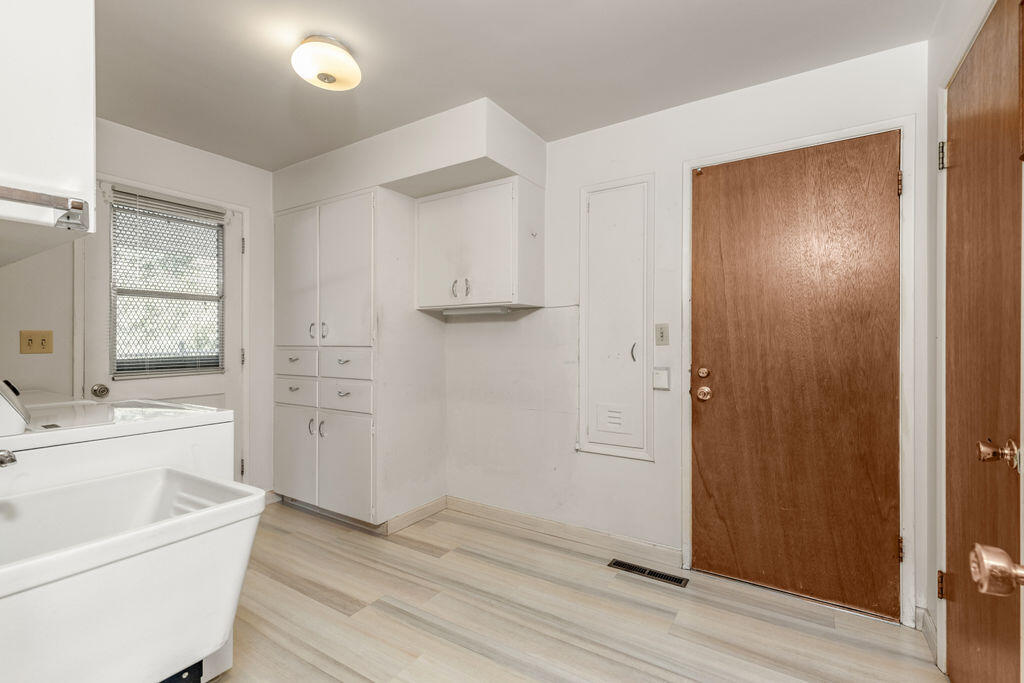 Rogue Valley Estates Subdivision - Residential