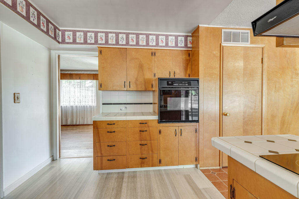 Rogue Valley Estates Subdivision - Residential