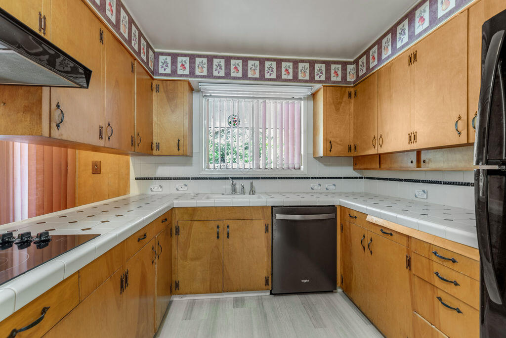 Rogue Valley Estates Subdivision - Residential