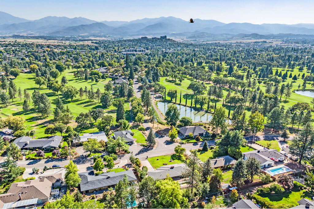 Rogue Valley Estates Subdivision - Residential