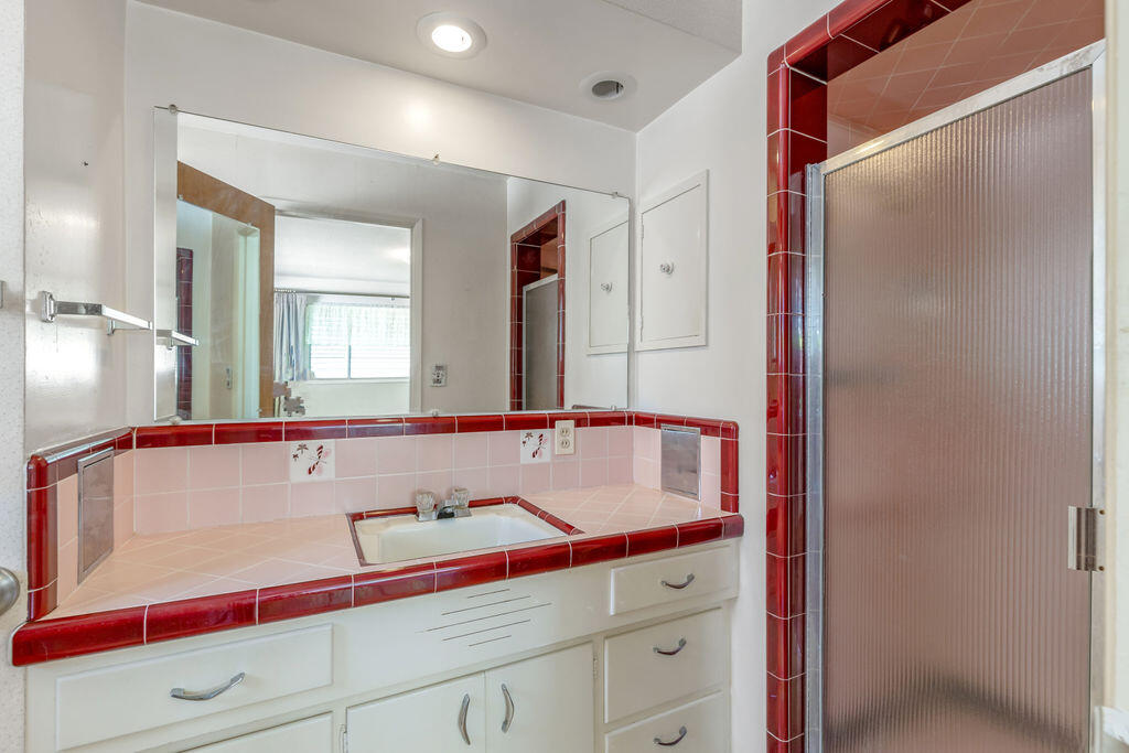 Rogue Valley Estates Subdivision - Residential