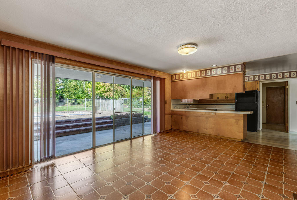 Rogue Valley Estates Subdivision - Residential