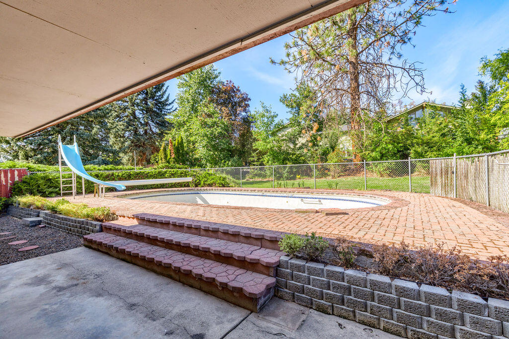 Rogue Valley Estates Subdivision - Residential