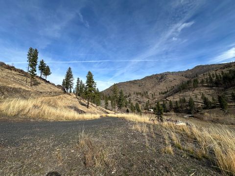 Tiny photo for 24826 S Hwy 395, Canyon City, OR 97820 (MLS # 220212435)