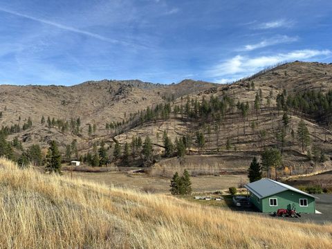 Tiny photo for 24826 S Hwy 395, Canyon City, OR 97820 (MLS # 220212435)